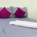 White Luxury Apartment