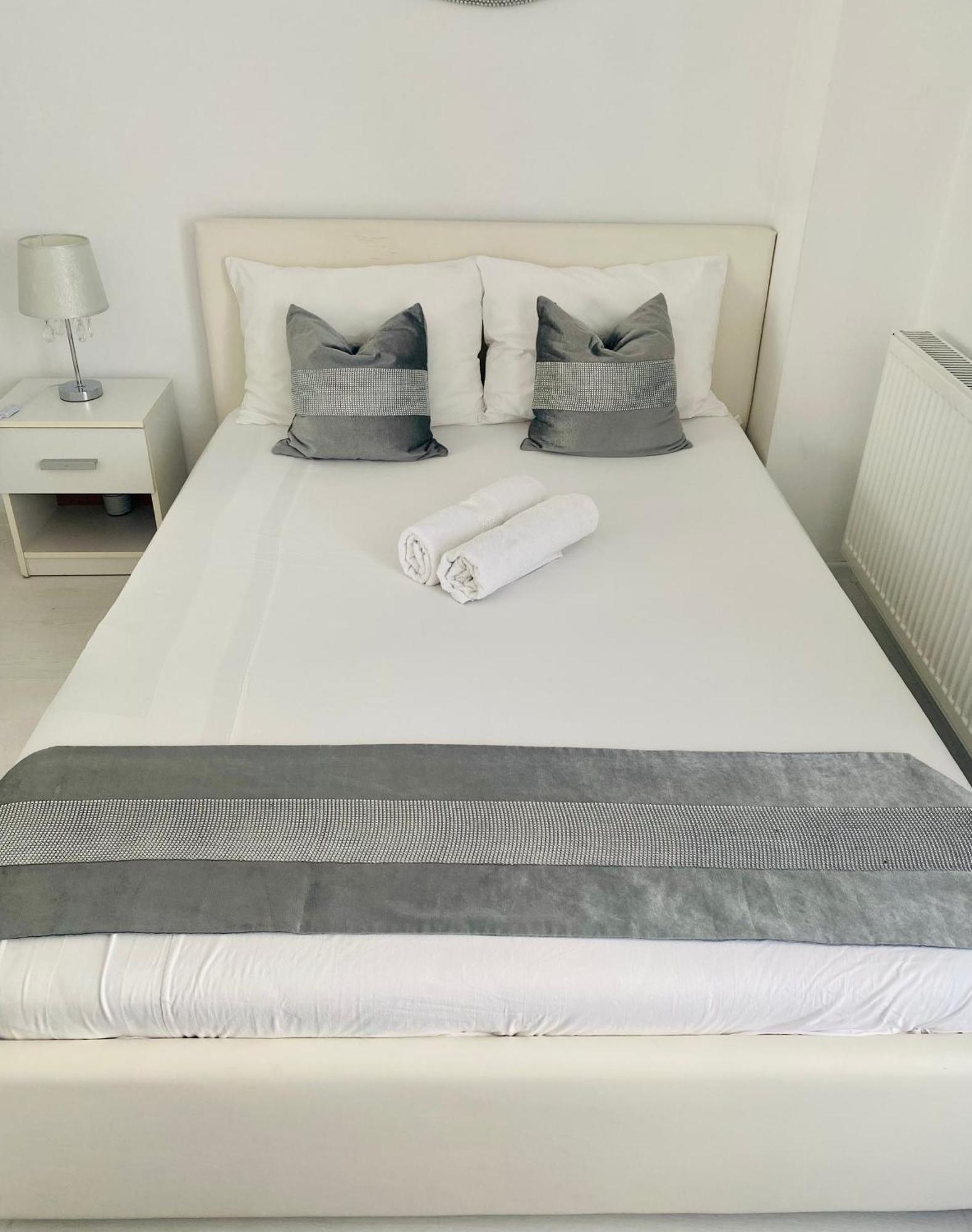 White Luxury * Sibiu